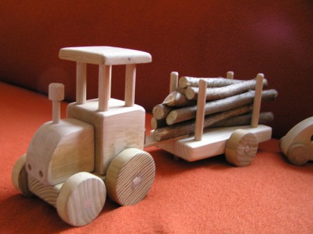 Traktor s vlečkou